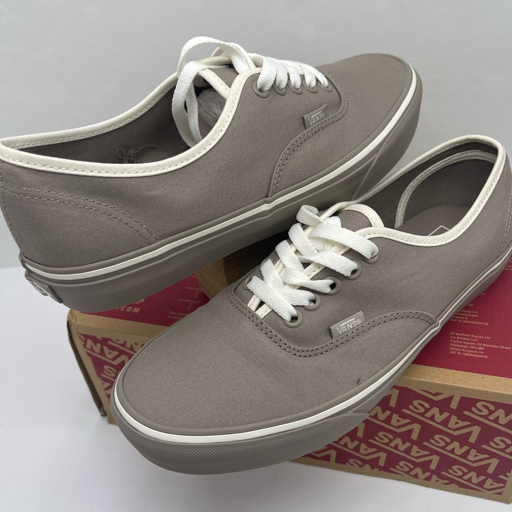 Vans Men’s Authentic
Pop Gray Sneakers 
VN000BW5BGF

Lifestyle, Original Icon - Picture 13 of 16
